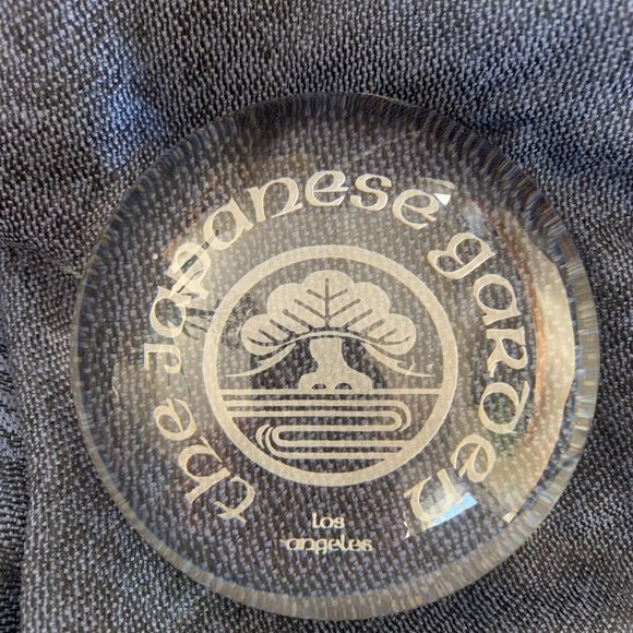 The Japanese Garden Los Angeles paperweight clear etched 3.5” 1.25 Lbs Souvenir - Picture 2 of 8